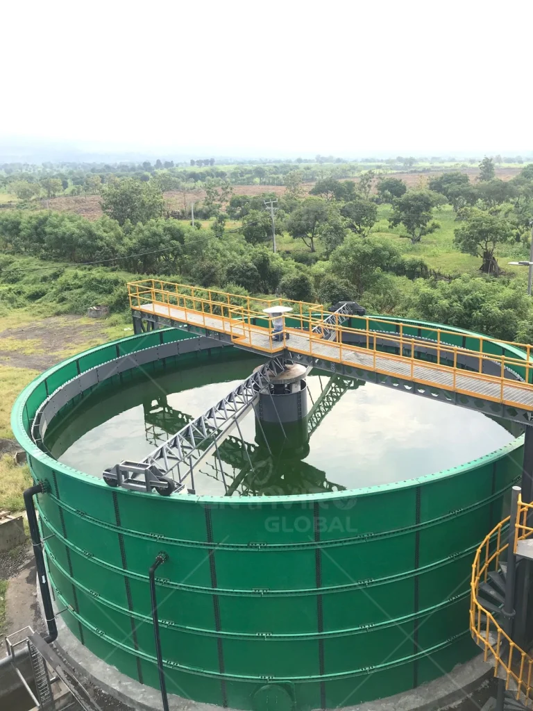 Clarifier tank untuk pengolahan air limbah